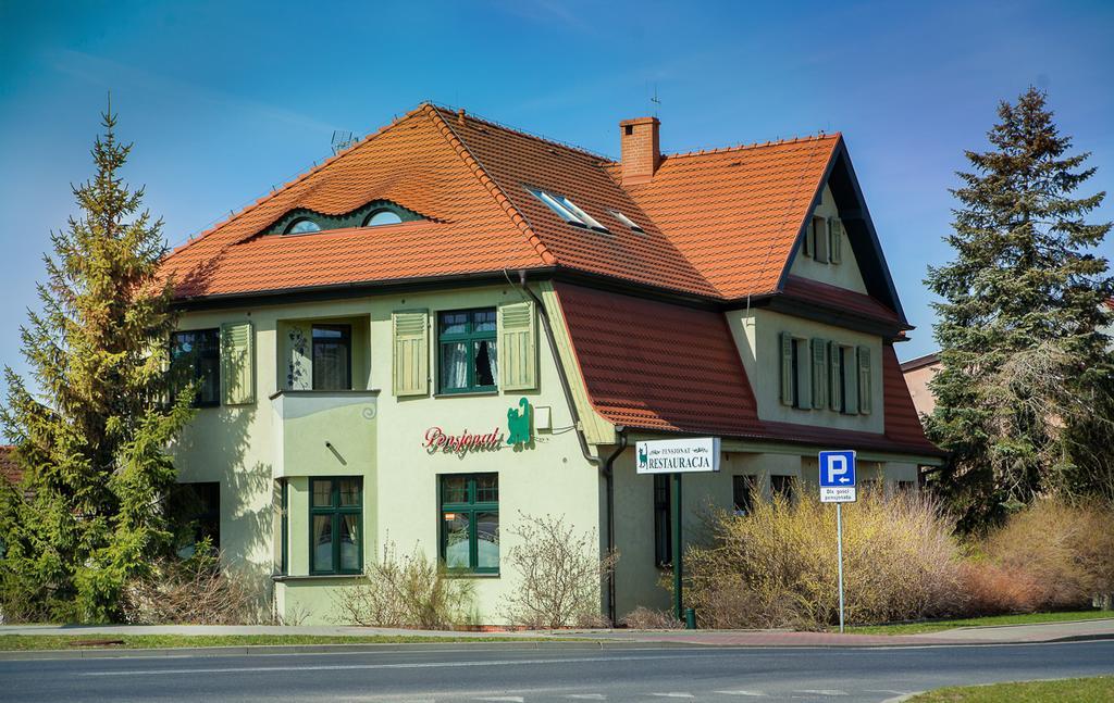 Pensjonat U Kota Wasyla Chodzież Exterior foto